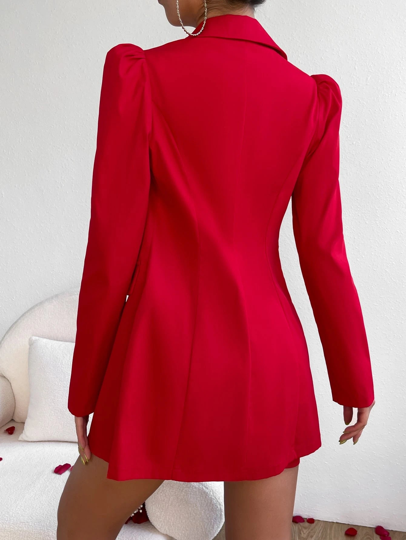 Chiquease Blazer & saia trespassado detalhe da aba