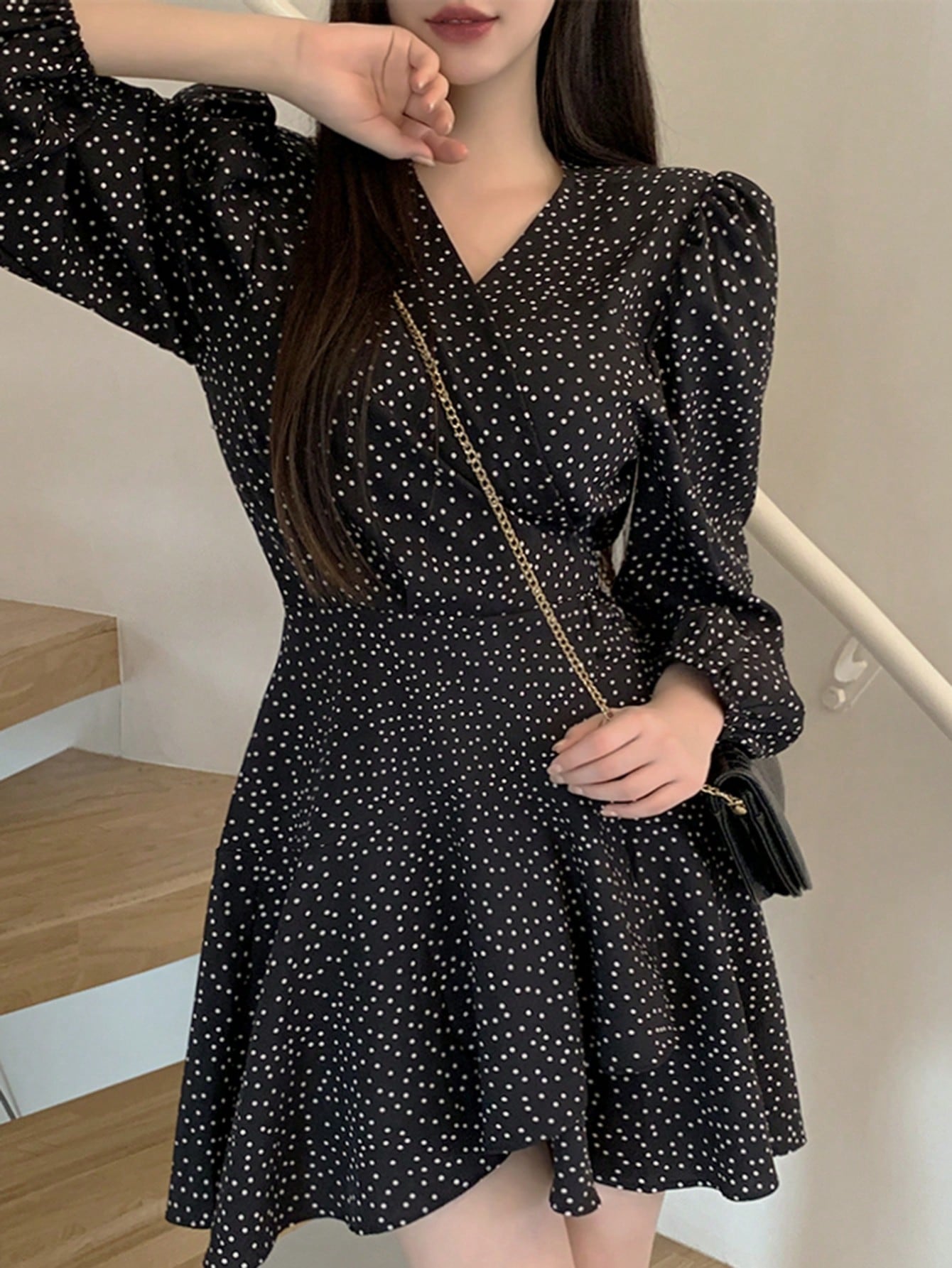 DAZY Vestido Feminino de Manga Bufante com Decote em V, Vestido Longo de Manga Comprida para o Outono