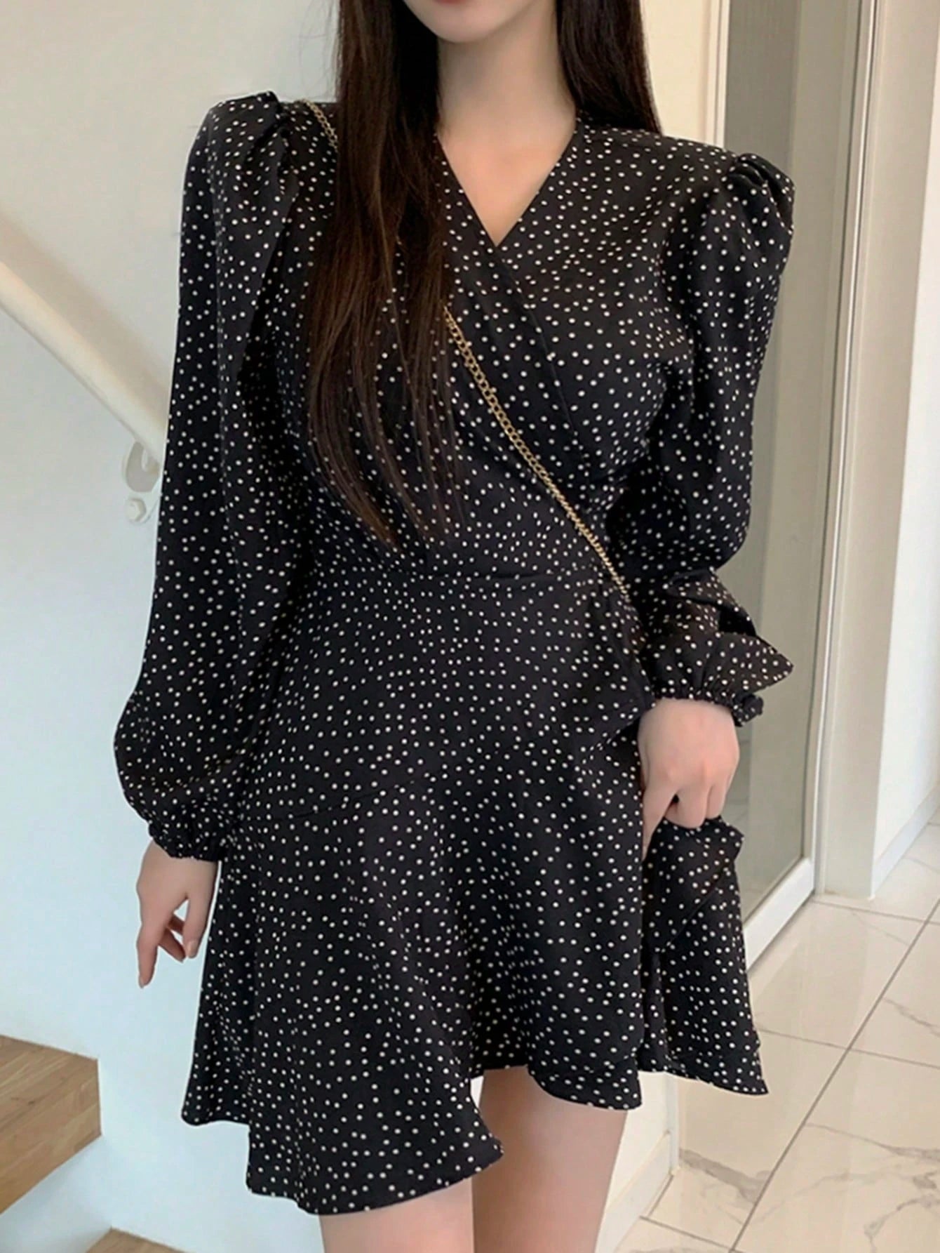 DAZY Vestido Feminino de Manga Bufante com Decote em V, Vestido Longo de Manga Comprida para o Outono