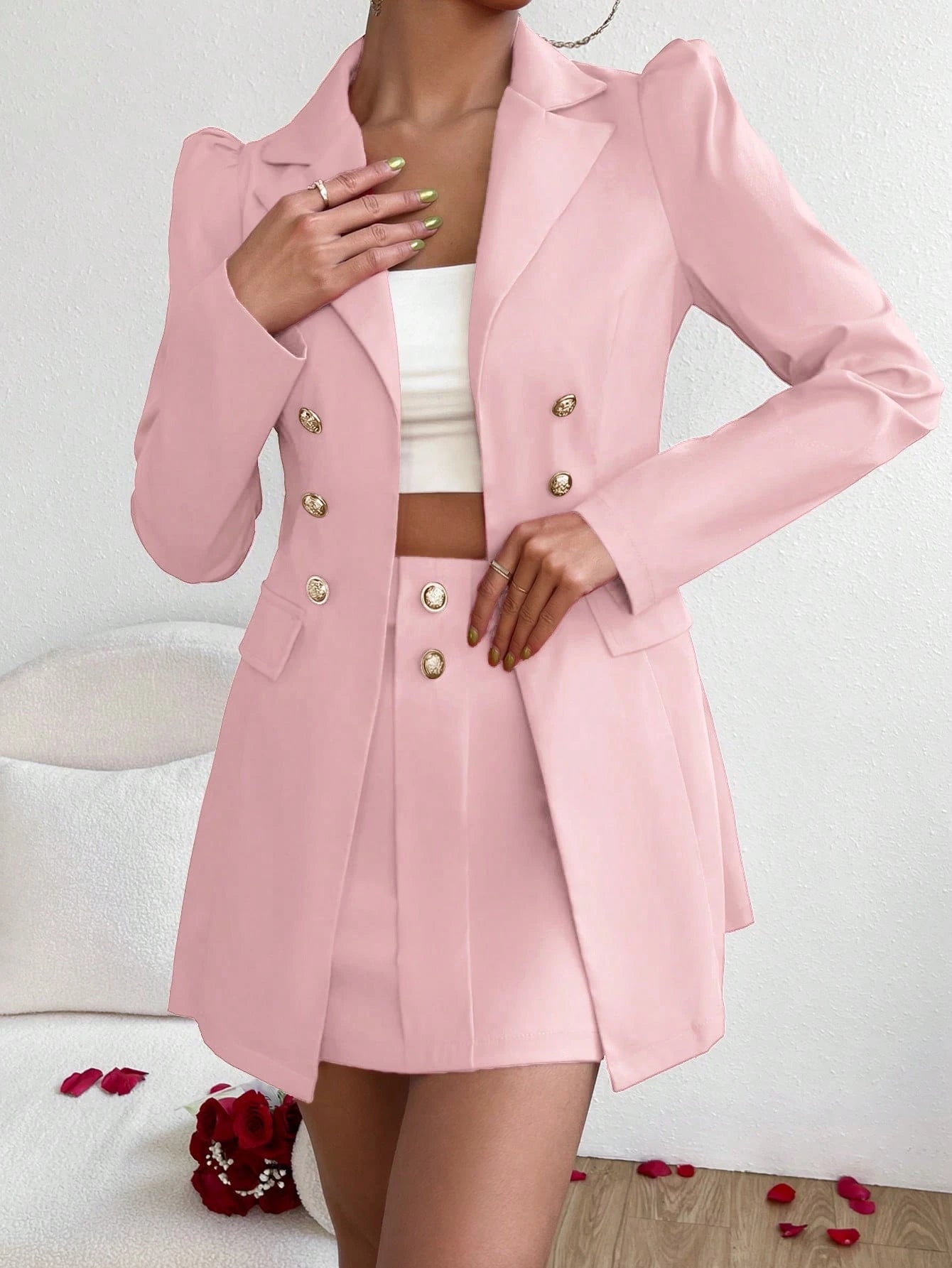Chiquease Blazer & saia trespassado detalhe da aba