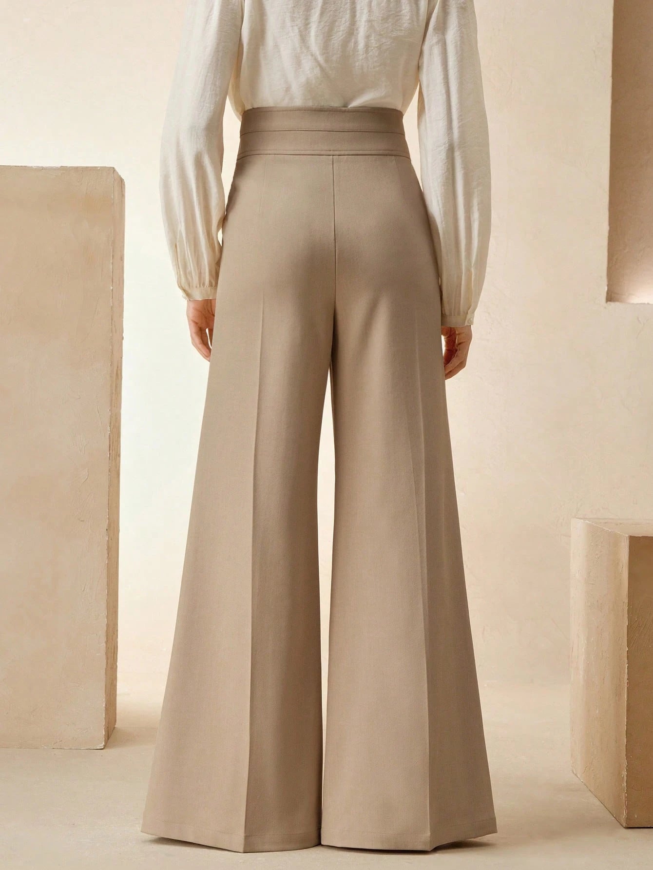 Anewsta Calças Elegantes de Cintura Alta e Flare para Mulher com Abotoamento Duplo, Adequado para Outfit de Ano Novo