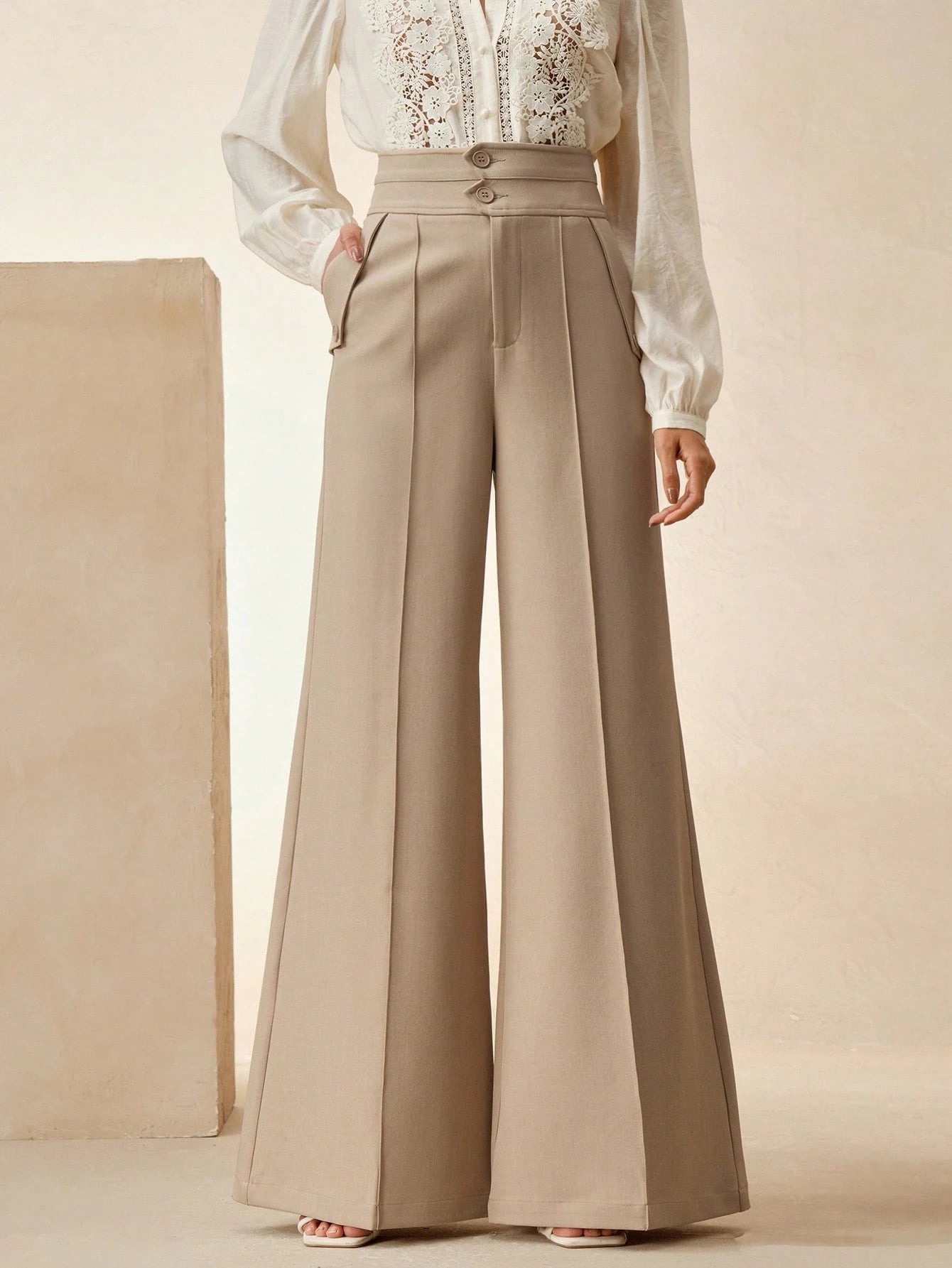 Anewsta Calças Elegantes de Cintura Alta e Flare para Mulher com Abotoamento Duplo, Adequado para Outfit de Ano Novo