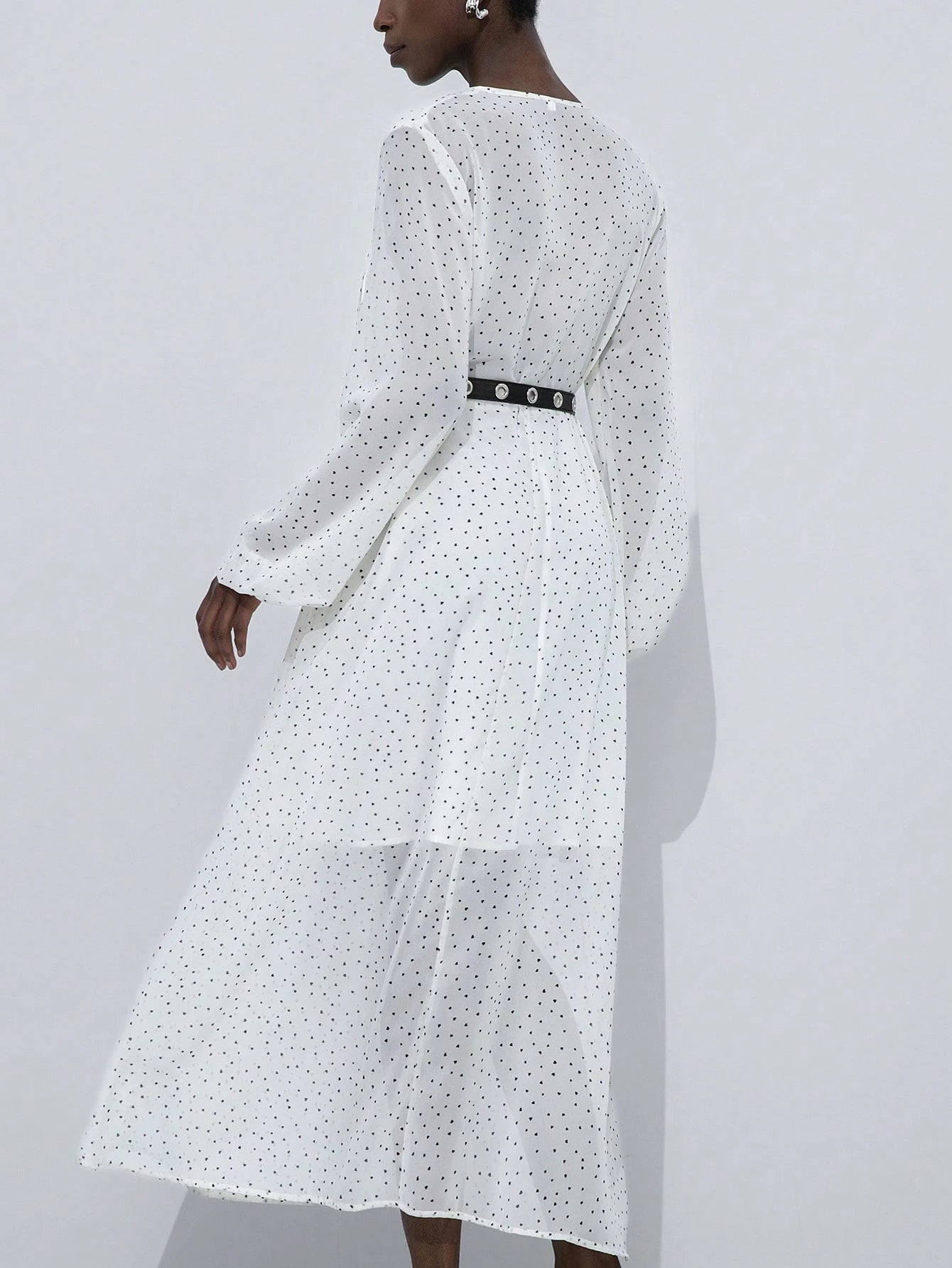 Aveloria Modichic Vestido Elegante com Mangas Longas, Cinto, Gola de Laço e Estampa de Bolinhas Transparente de Chiffon para Mulheres