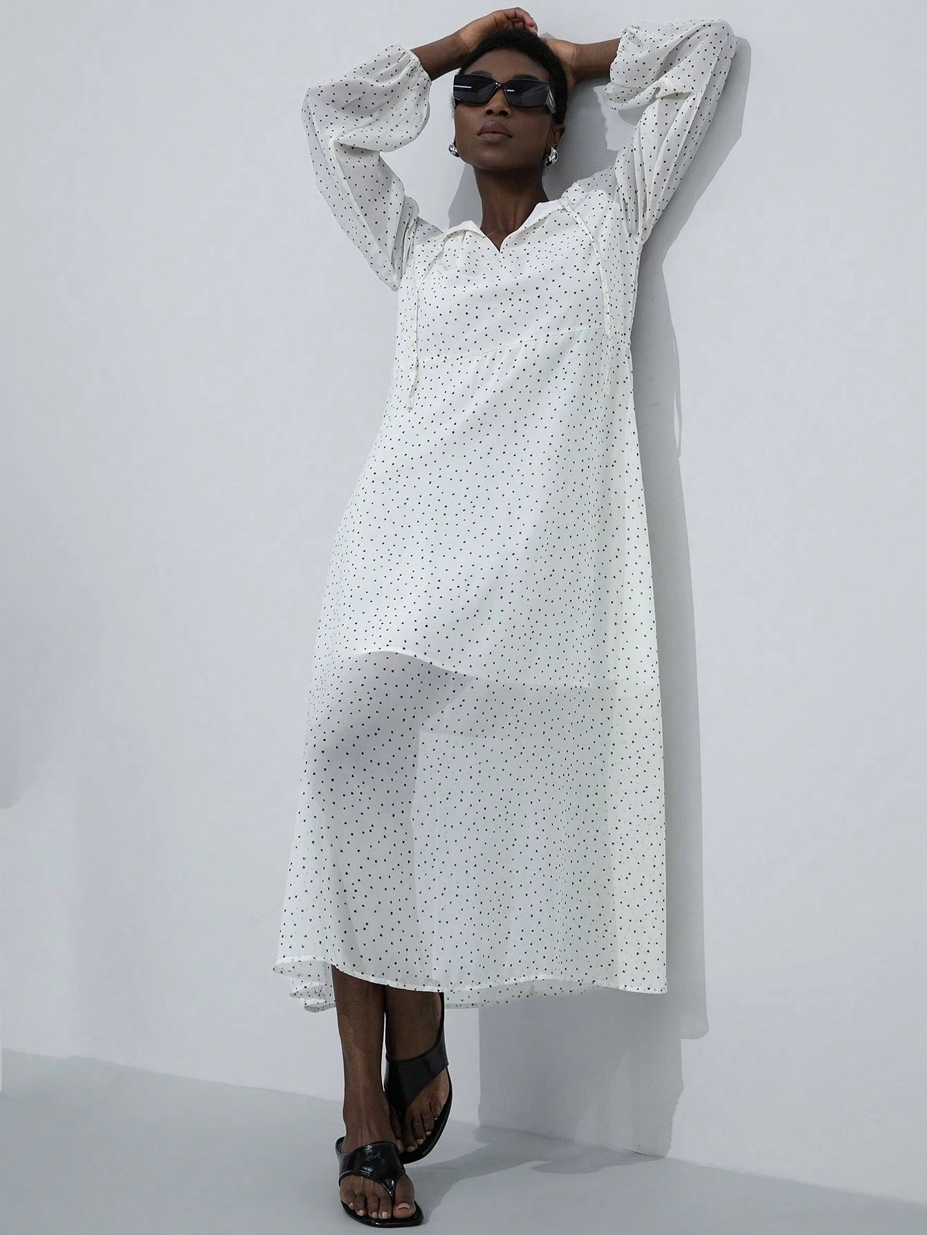 Aveloria Modichic Vestido Elegante com Mangas Longas, Cinto, Gola de Laço e Estampa de Bolinhas Transparente de Chiffon para Mulheres