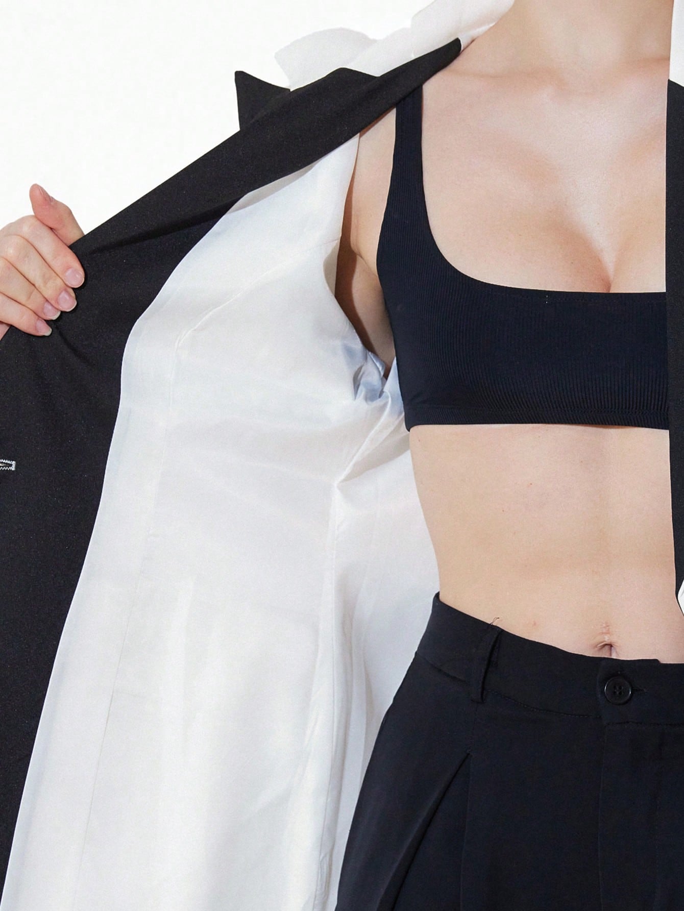 Aveloria Modichic Jaqueta de Terno Feminino Casual de Escritório em Estilo Clássico Azul e Preto, Design Chique com Lapela, Decote em V, Ajuste na Cintura, Slim, Ombreiras, Fechamento com Botão Único, Manga Longa