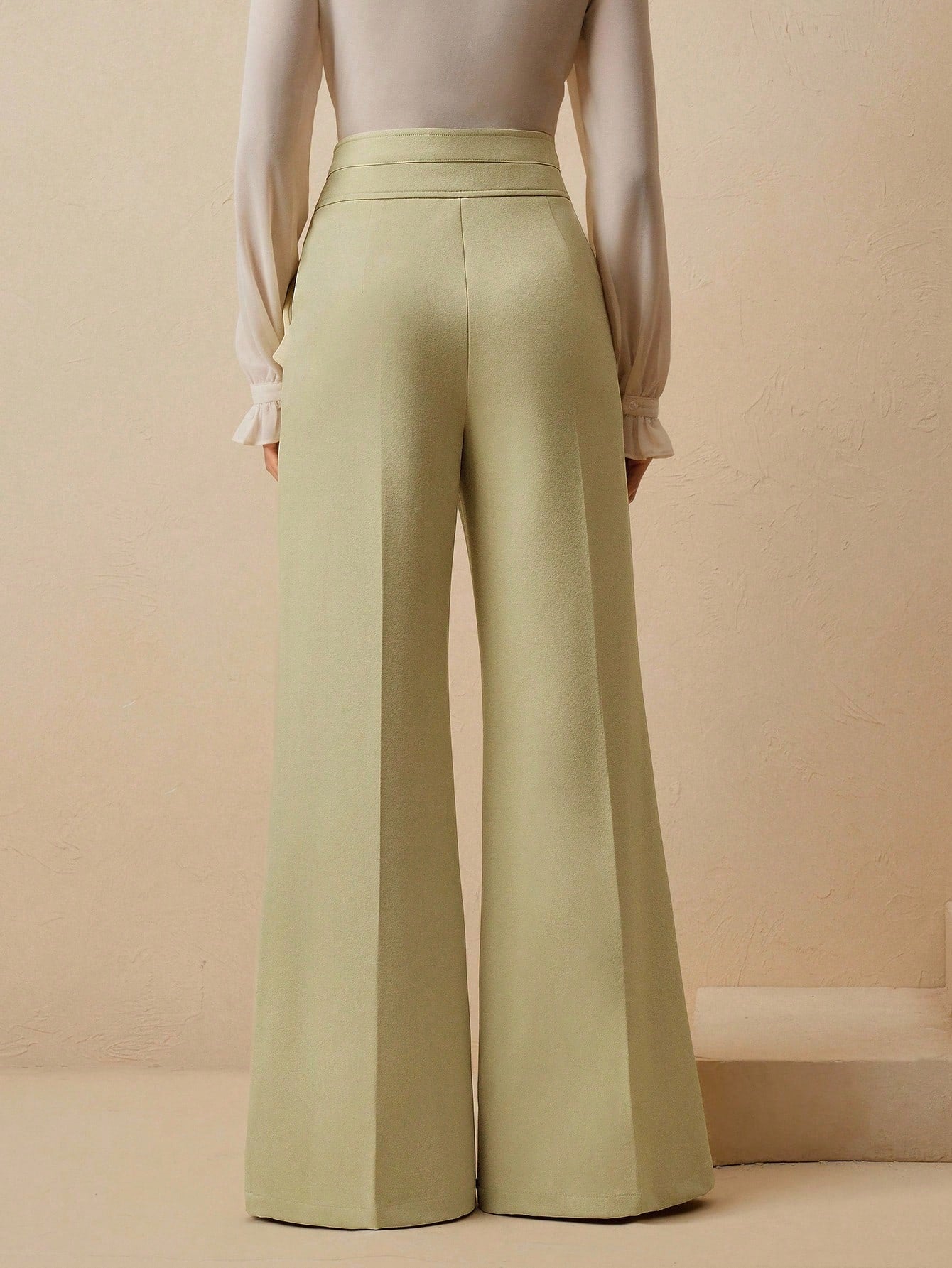 Anewsta Calças Elegantes de Cintura Alta e Flare para Mulher com Abotoamento Duplo, Adequado para Outfit de Ano Novo
