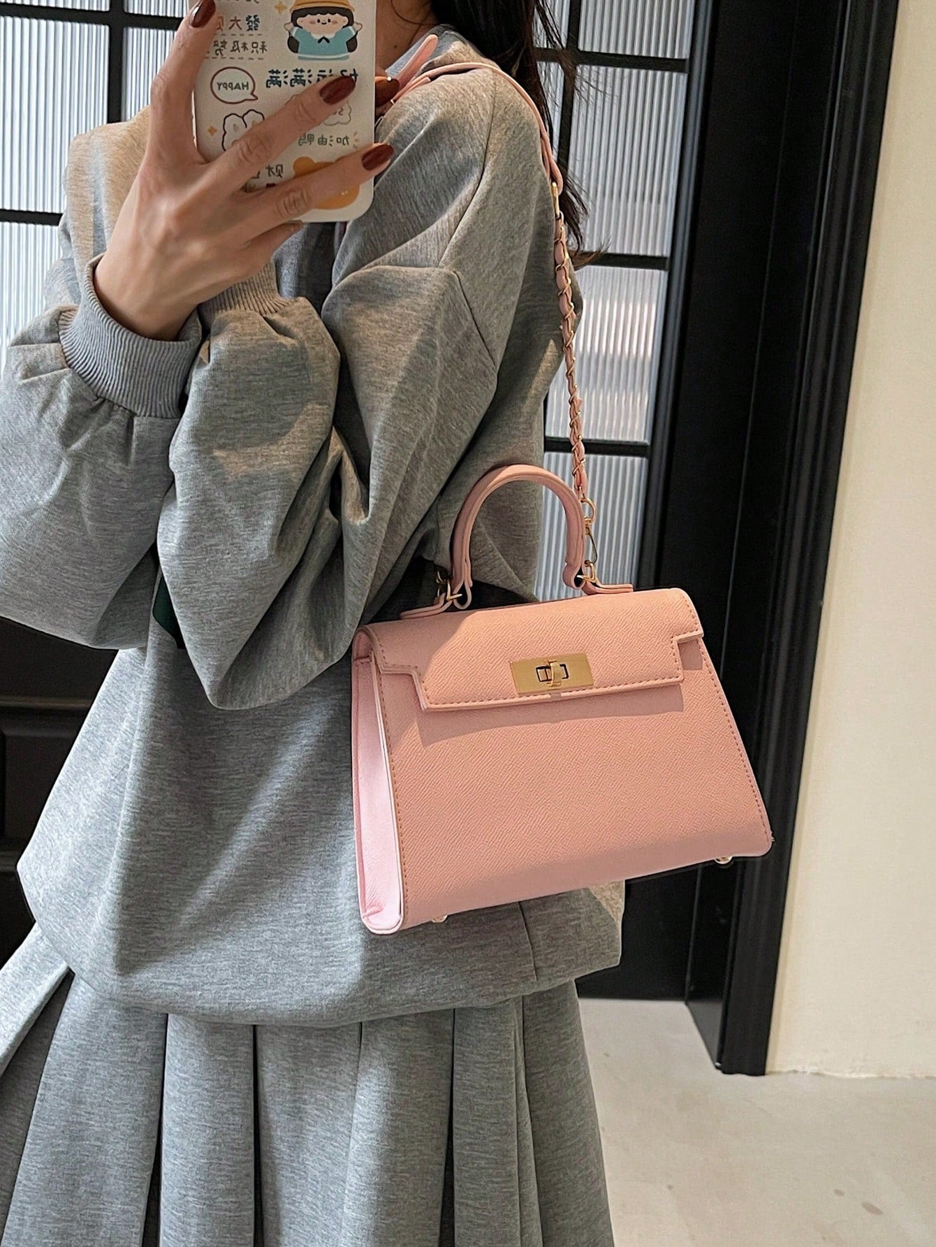 Nova Bolsa Feminina Padrão Crocodilo Brilhante, Grande Capacidade, Moda e Elegante, Acompanha Lenço Estiloso, Pode Ser Usada Como Bolsa de Ombro, Preta