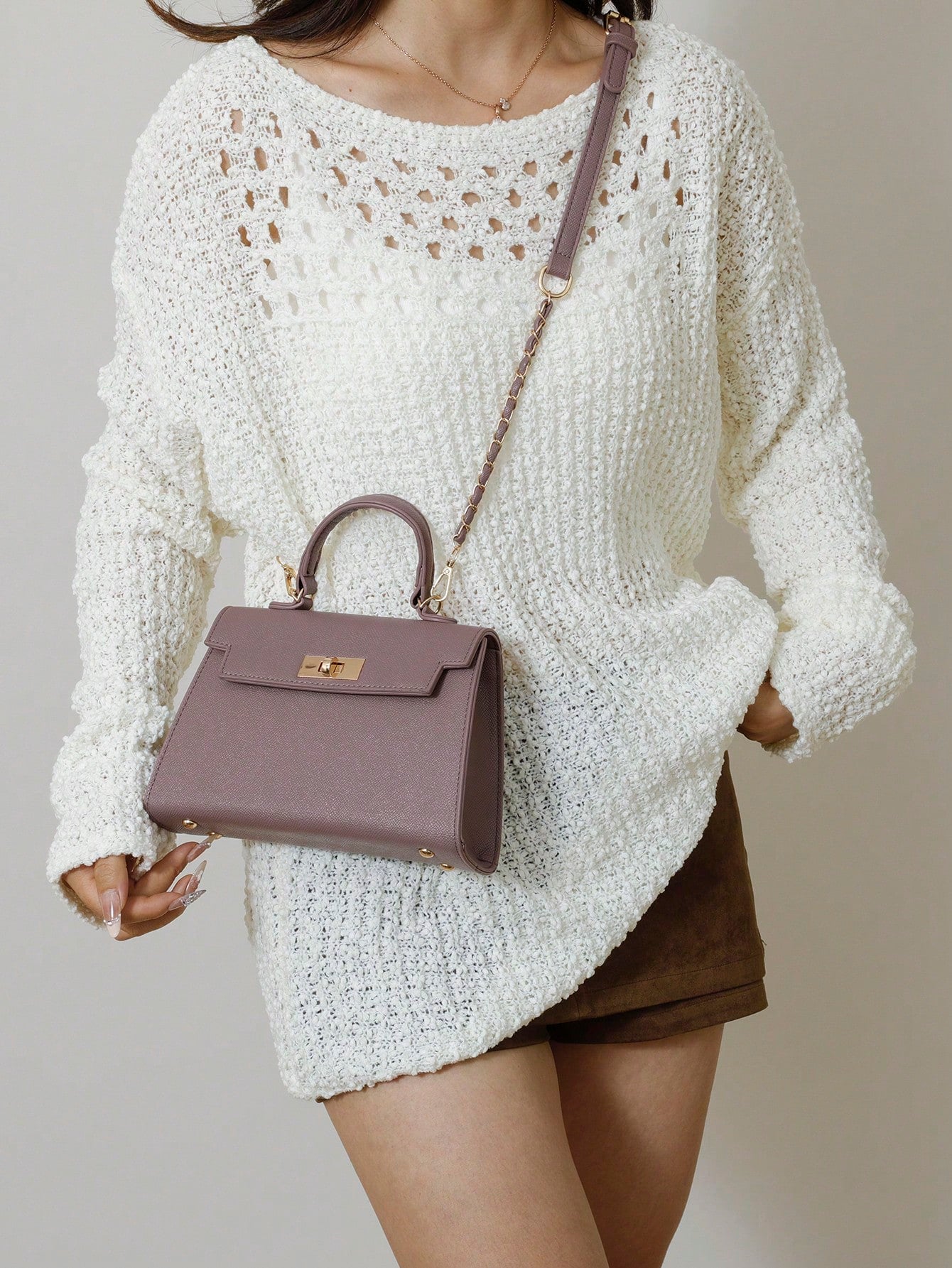 Nova Bolsa Feminina Padrão Crocodilo Brilhante, Grande Capacidade, Moda e Elegante, Acompanha Lenço Estiloso, Pode Ser Usada Como Bolsa de Ombro, Preta