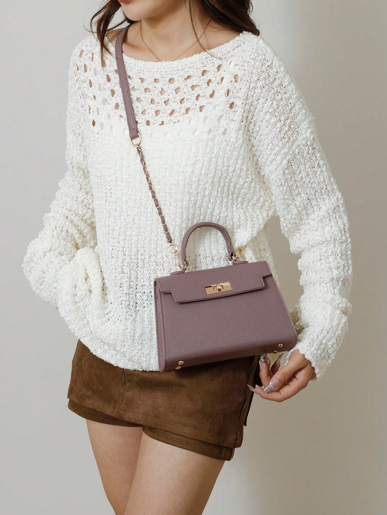 Nova Bolsa Feminina Padrão Crocodilo Brilhante, Grande Capacidade, Moda e Elegante, Acompanha Lenço Estiloso, Pode Ser Usada Como Bolsa de Ombro, Preta
