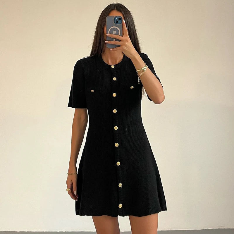 Branco elegante malha mini vestido para mulheres botão de metal sexy magro costela camisola vestido festa de férias roupas outono 2024 novo