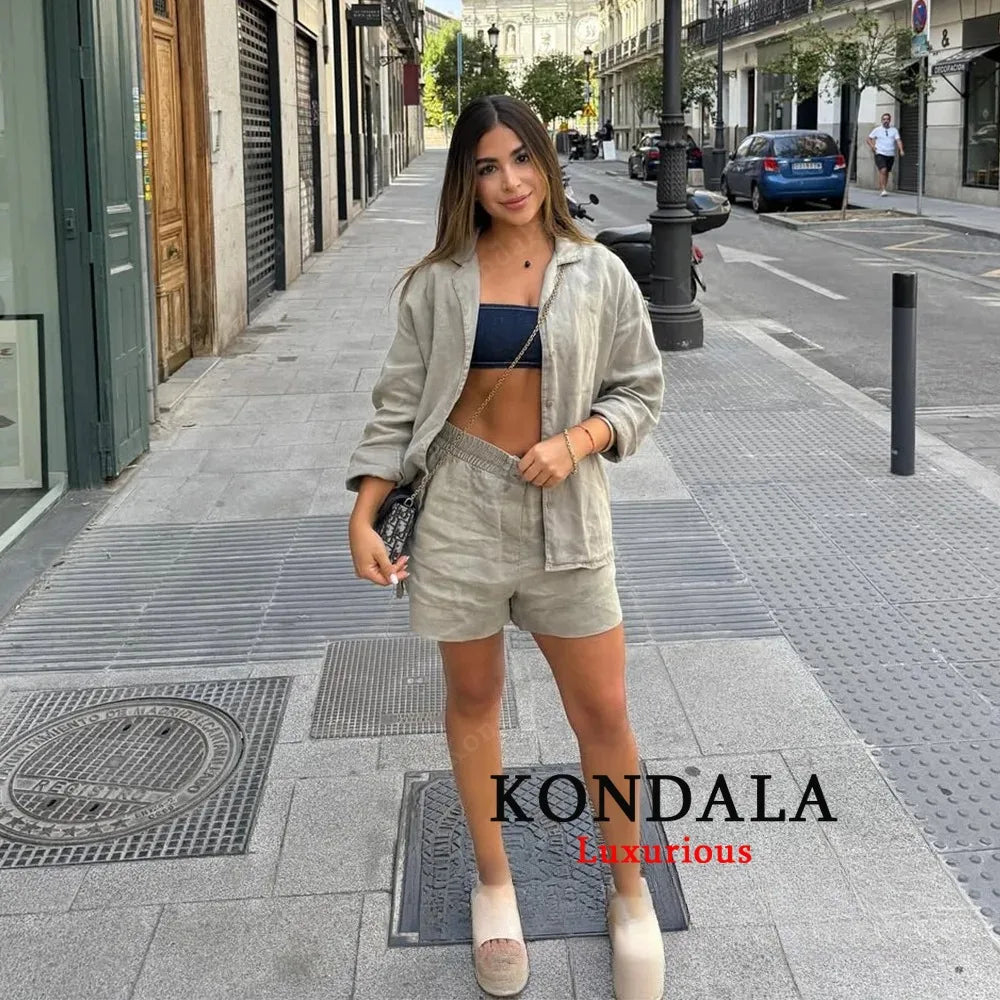 Kondala casual chique feminino terno amarelo com decote em v manga cheia único breasted blusa shorts elásticos moda 2025 primavera verão conjunto